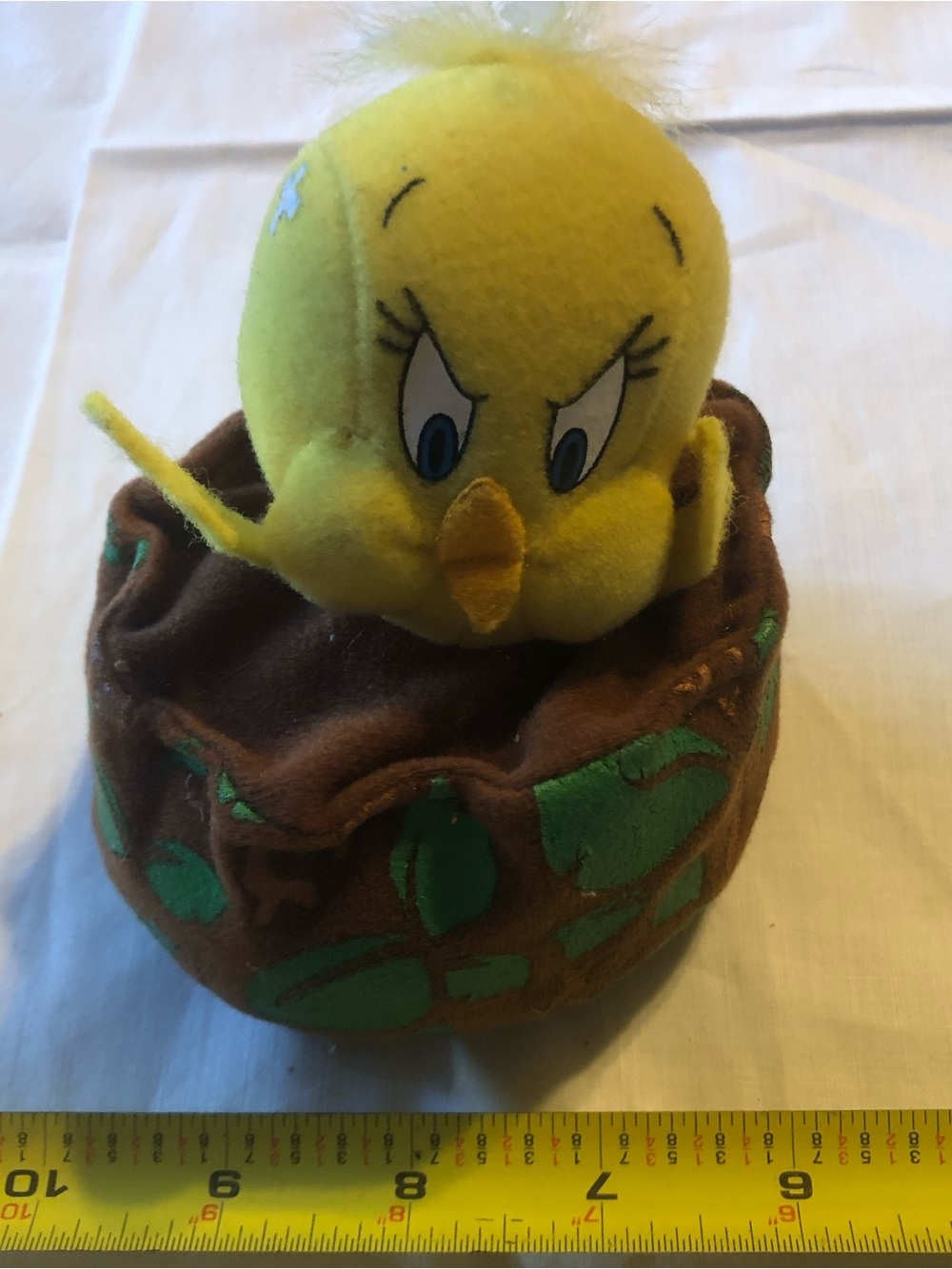 Warner Bros. Tweety Yellow Plush in Brown Nest Toy